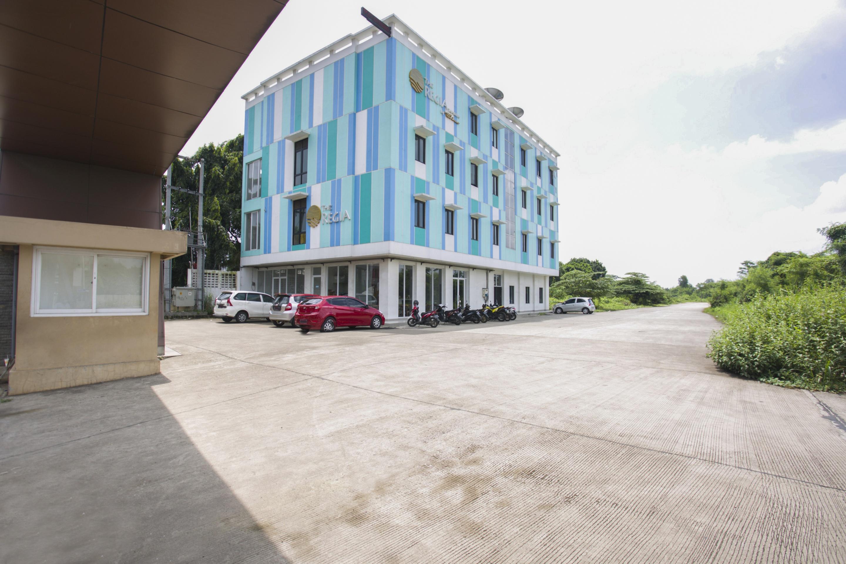 Collection O Bekasi Timur Near Gedung Juang Formerly Regia Tambun Buitenkant foto
